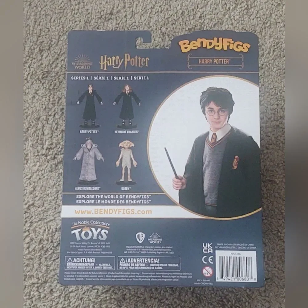 Bendyfigs HARRY POTTER The Noble Collection Figure With Display Stand BRAND NEW